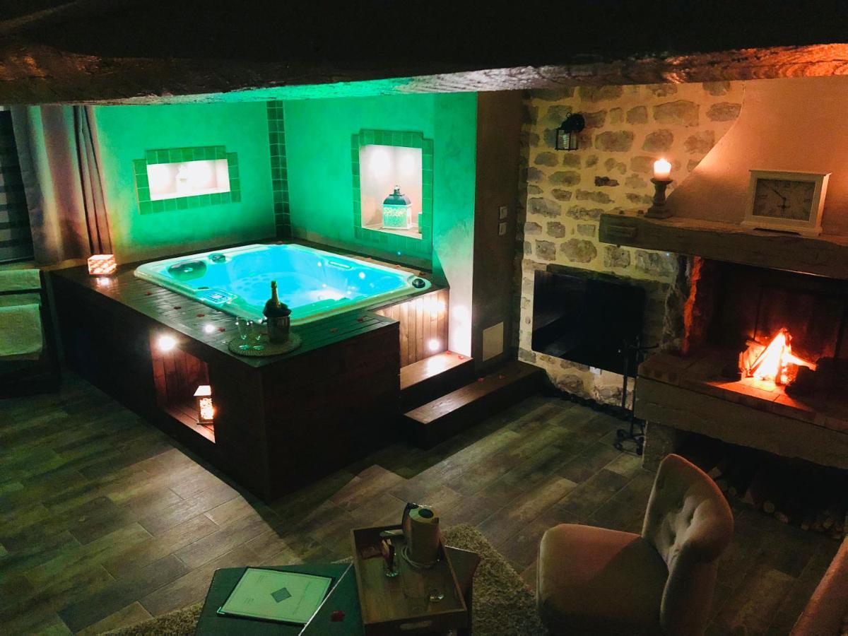 Domaine De Vandenesse Et Spa Bagian luar foto