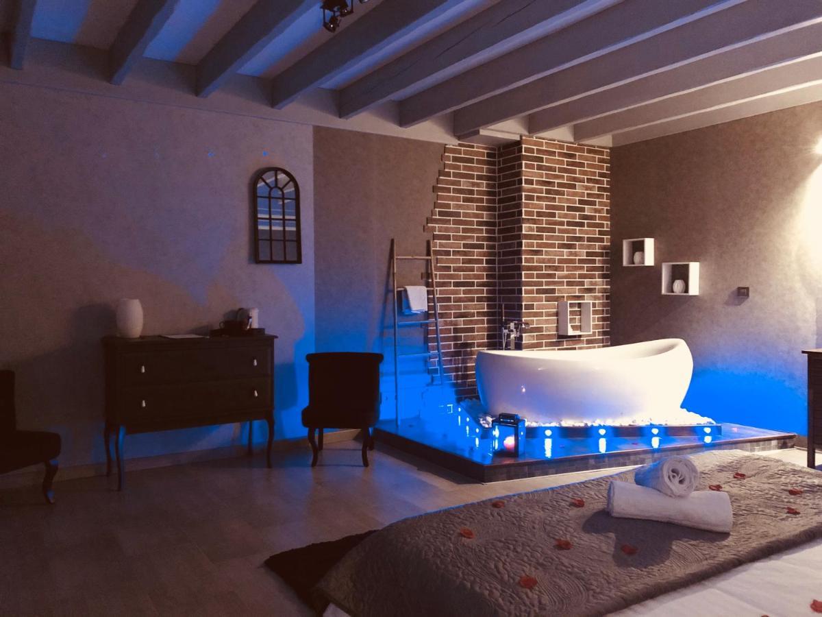 Domaine De Vandenesse Et Spa Bagian luar foto