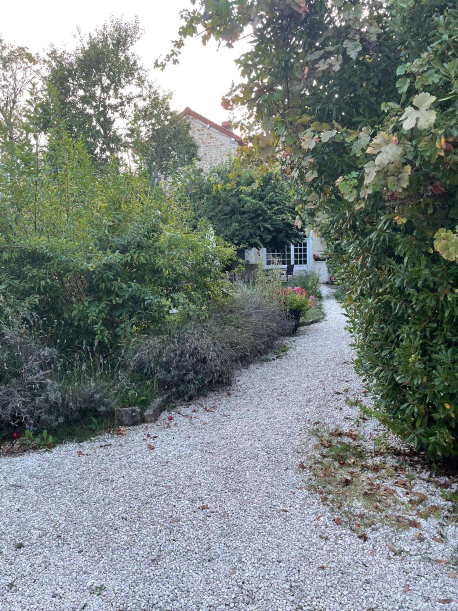 Domaine De Vandenesse Et Spa Bagian luar foto